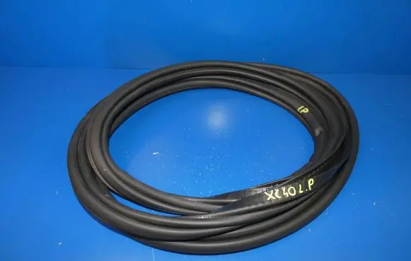 Volvo XC40 Front door rubber seal X240LP