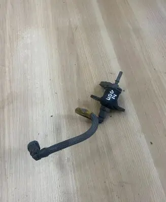 Renault Master III Electromagnetic valve 208853765R