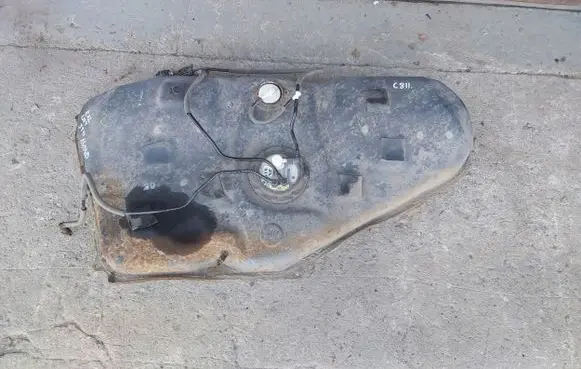 Toyota Corolla E120 E130 Fuel tank 
