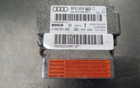 Audi A3 S3 8L Airbag control unit/module 8P0959655C 0285001666