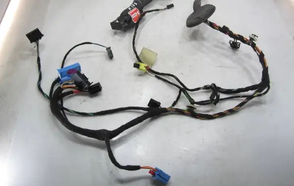 Skoda Octavia Mk3 (5E) Front door wiring loom 4L0971841