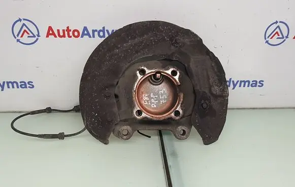 BMW 1 E81 E87 Front wheel hub spindle knuckle 6764444 31216764444 6793924