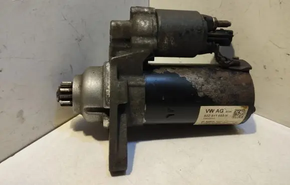 Skoda Fabia Mk2 (5J) Starter motor 02Z911023N 20120213