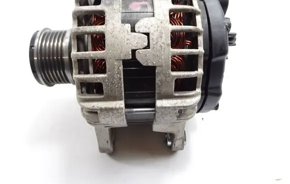 Nissan Qashqai Generator/alternator 0986084070 0986XL7253