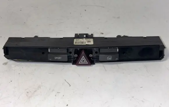 Opel Astra H Hazard light switch 13100107