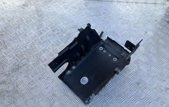Land Rover Range Rover Evoque L551 Battery box tray K8D2-10723
