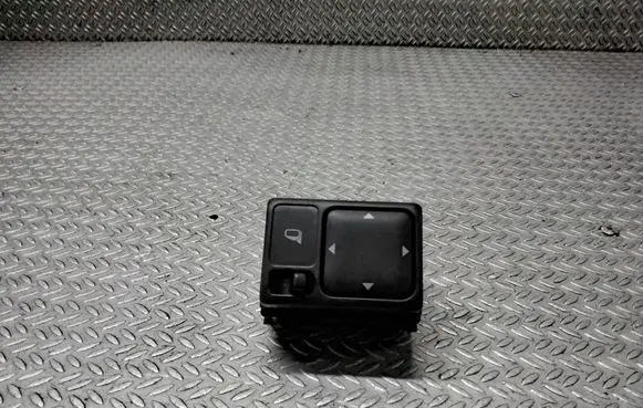 Nissan X-Trail T30 Wing mirror switch