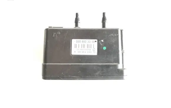 Mercedes-Benz E W212 Central locking vacuum pump 0008003348 3110910254 A5998200010