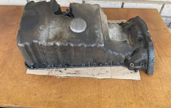 Mercedes-Benz Sprinter W901 W902 W903 W904 Oil sump R6110140902