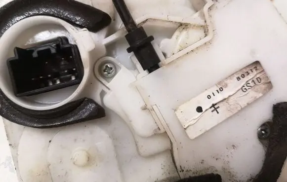 Mazda 6 Rear door lock B0312