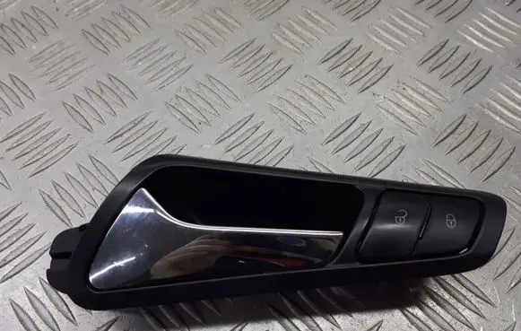 Volkswagen PASSAT B6 Front door interior handle 3C1837113D