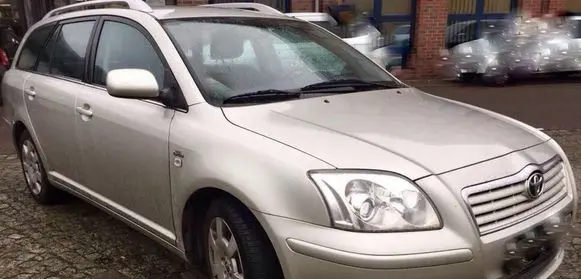 Toyota Avensis T250 Door (2 Door Coupe) brak