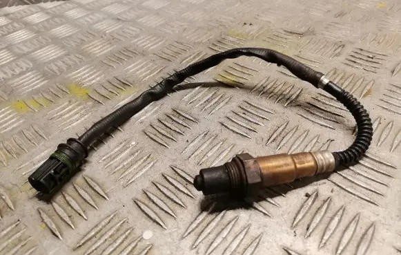 BMW 6 E63 E64 Lambda probe sensor 7544654