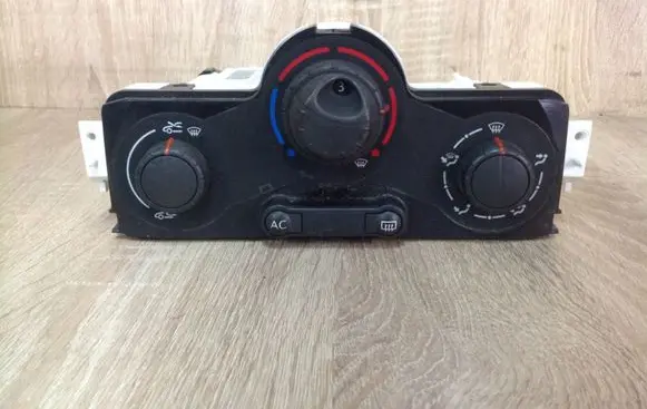 Renault Scenic II - Grand scenic II Climate control unit 6958001 6665720