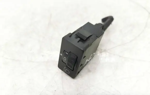 Toyota Aygo AB10 Headlight level height control switch