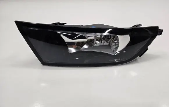 Skoda Fabia Mk3 (NJ) Front fog light 6V0941700A