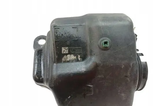 BMW X5 F15 AdBlue liquid reservoir 1022430