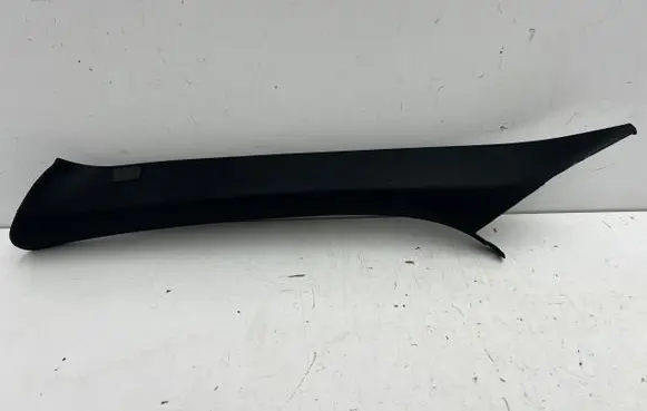 Volvo V40 (A) pillar trim 31102345