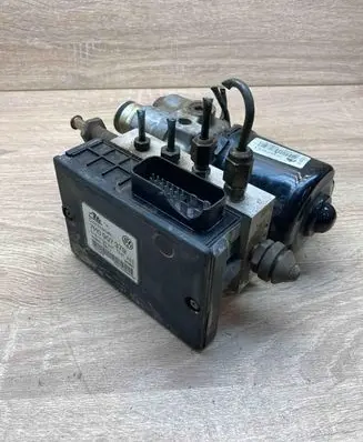 Seat Alhambra (Mk1) ABS Pump 7M0907379 7M0614111B 10020300673