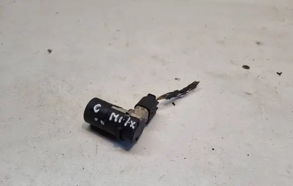 Ford Focus C-MAX Parking PDC sensor 687912