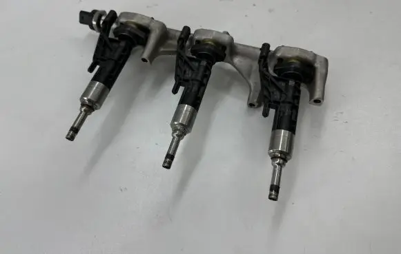 Mini One - Cooper F56 F55 Fuel injection system set 7639975 0261500140 1502121313