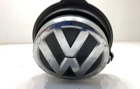 Volkswagen Golf VII Tailgate/trunk/boot exterior handle 5GE827469D