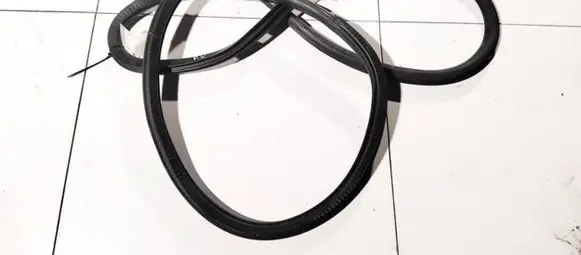 Jeep Renegade Rubber seal front coupe door 