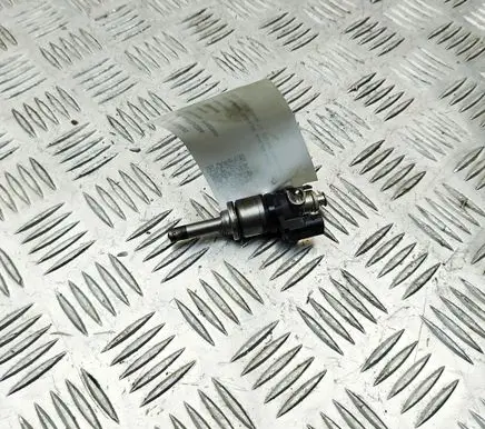 Porsche Macan (95B) Fuel injector 94611012832