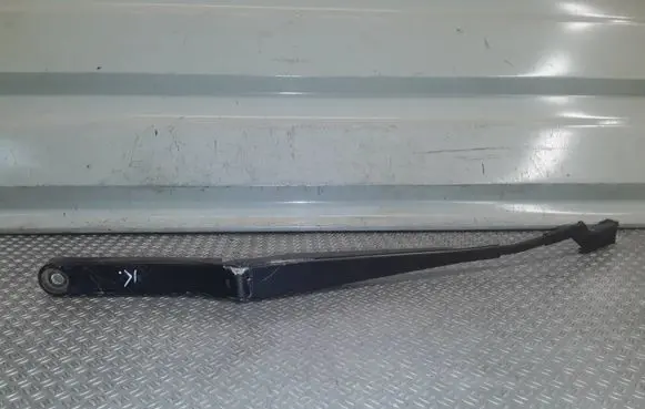 Seat Ibiza IV (6J,6P) Front wiper blade arm