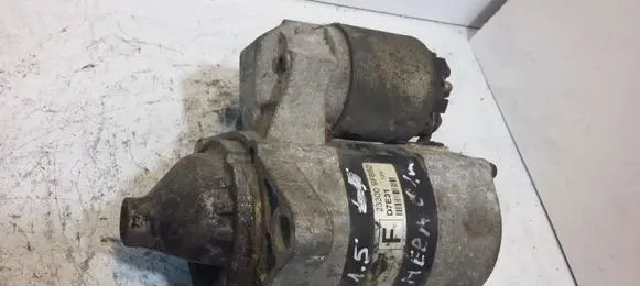 Nissan Almera N16 Starter motor 233009F660 D7E31