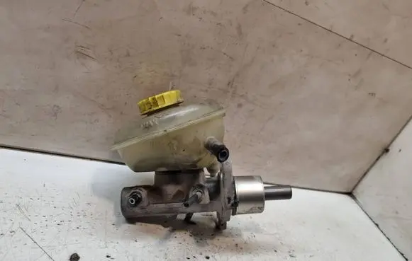 Audi A6 S6 C5 4B Master brake cylinder 41973