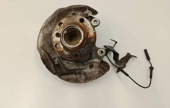 BMW 4 F32 F33 Front wheel hub 6799097
