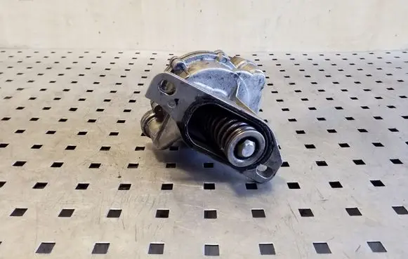 Audi A6 S6 C4 4A Vacuum pump 074145100