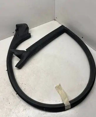 Audi A5 8T 8F Rubber seal front coupe door 8T0845353