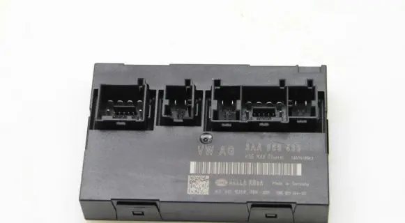 Volkswagen PASSAT B7 Comfort/convenience module 3AA959433