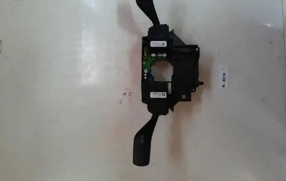 Ford Galaxy Wiper turn signal indicator stalk/switch 6G9T17A553AE
