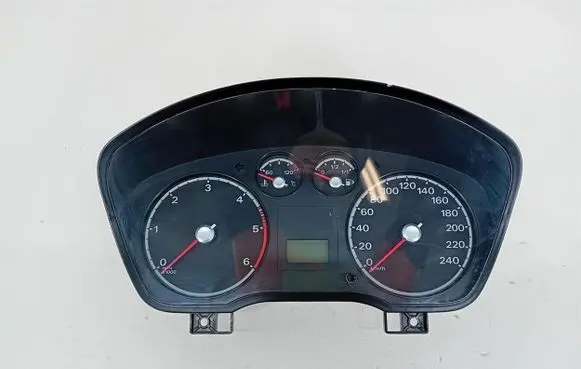 Ford Focus Speedometer (instrument cluster) 4M5T-1084