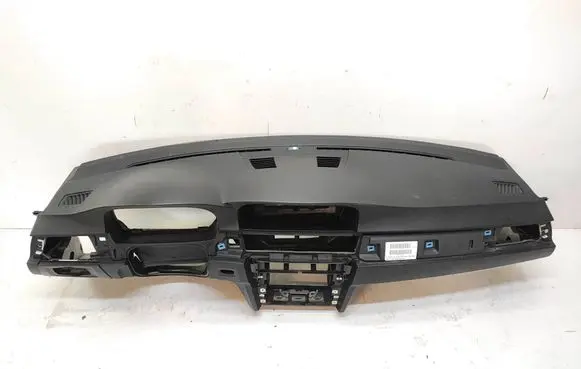 BMW 3 E90 E91 Dashboard 9120325