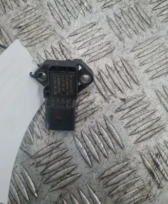 Volkswagen Touran I Air pressure sensor 03G906051E