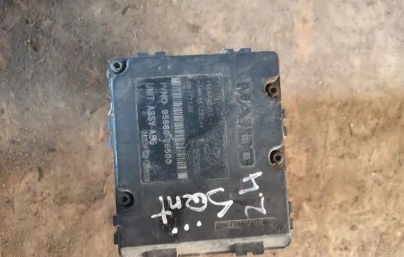 Hyundai Santa Fe ABS Pump 9566026500