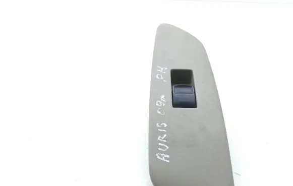 Toyota Auris 150 Electric window control switch 7423202560