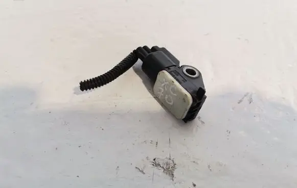 Volvo XC70 Airbag deployment crash/impact sensor 30724626