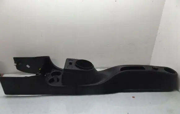 Renault Twingo III Center console