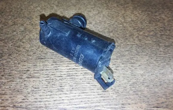 Mitsubishi Pajero Windscreen/windshield washer pump 0602103620