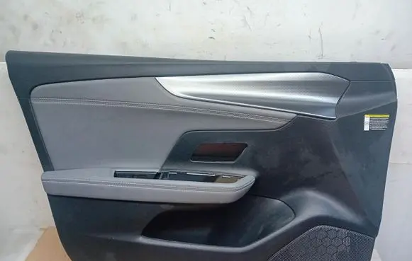Opel Mokka X Front door card panel trim 98397281VG