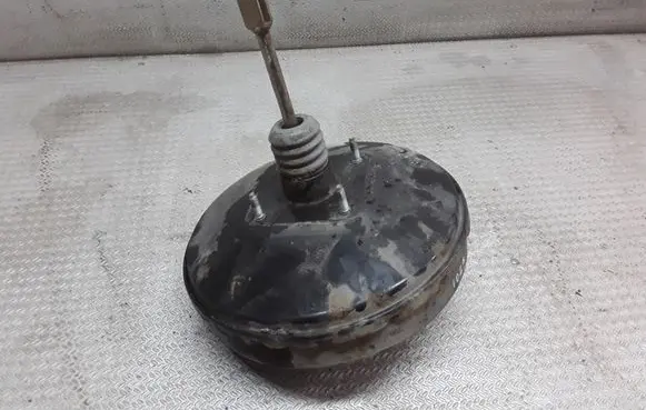 Mercedes-Benz Vito Viano W638 Brake booster A0004307708