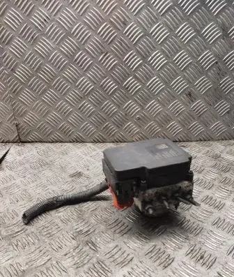 Toyota Yaris ABS Pump 895410d170
