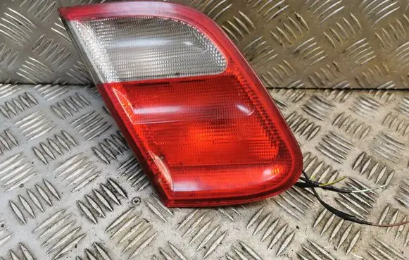 Mercedes-Benz CLK A208 C208 Tailgate rear/tail lights