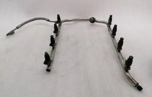 Mercedes-Benz SL R230 Fuel injector supply line/pipe A1130700895