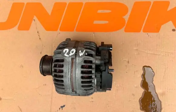 Seat Leon (1P) Generator/alternator 06F903023F 0124525091 140A